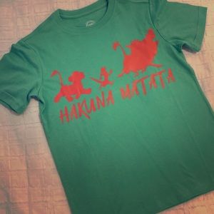 Boys tee- Hakuna Matata!